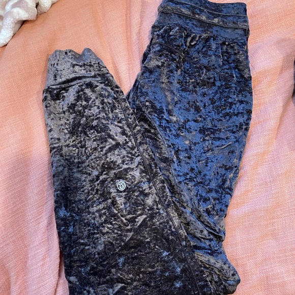 Java velvet jogger (6) - Picture 3 of 4